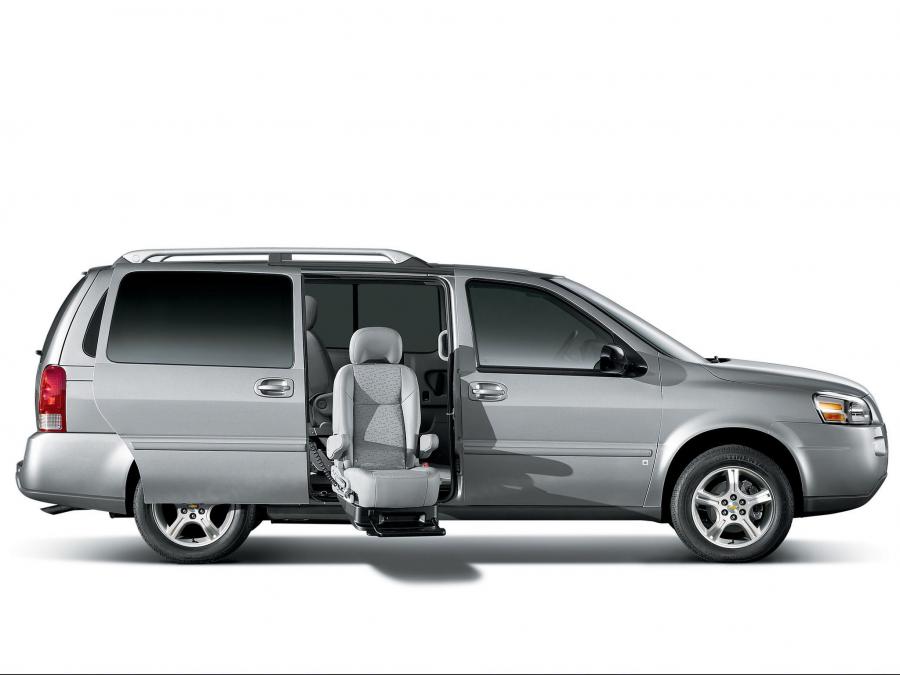  Chevrolet Uplander 2005 года  (фото 9 из 13)
